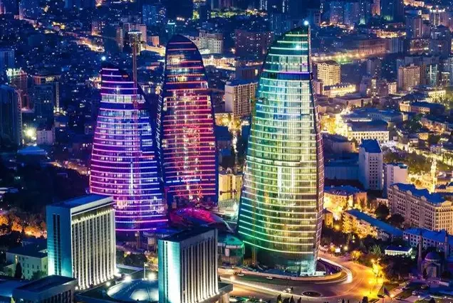 عرض أذربيجان 6 أيام